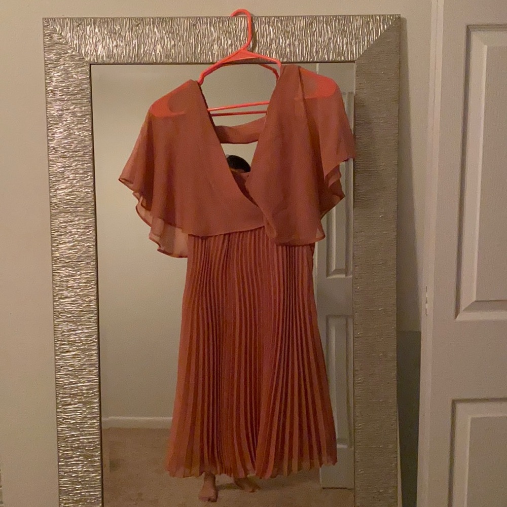 Maternity dress. Color: rose. From ASOS.
